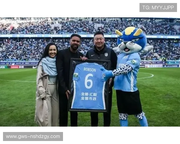 因伤退役后再就业 罗伯森转型为体育经纪人开启新人生